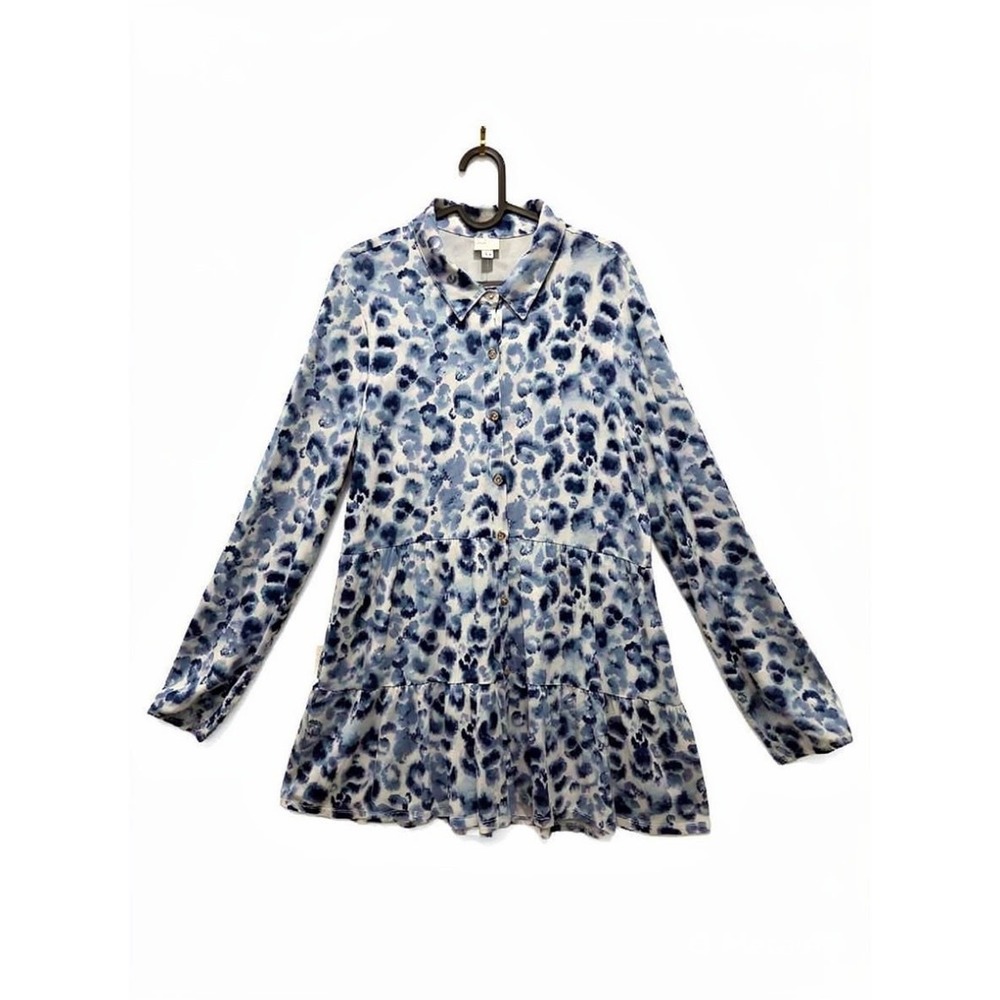 New Directions Blue Leopard Print Tiered Tunic Button Front Top Womens Large NWT
